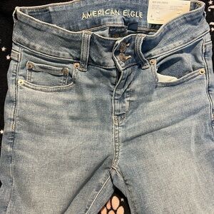 American Eagle Outfitters Light Blue Cropped Jeans